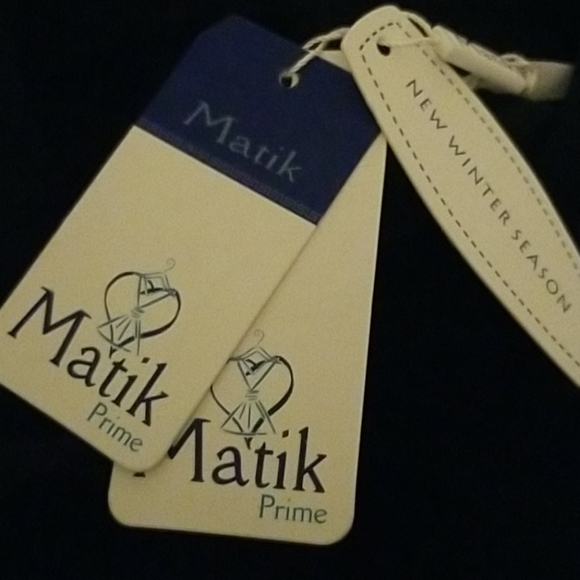 Short Evening Dress - Picture 4 of 4